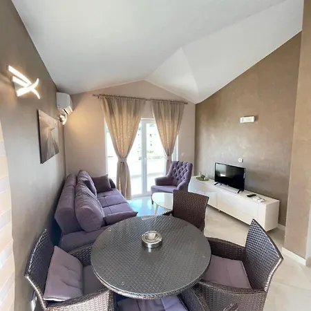 Apartments Harris Ulcinj Exterior photo