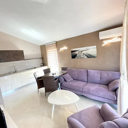 Apartments Harris Ulcinj Exterior photo